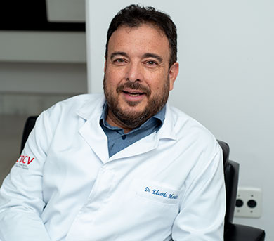 Quais são os riscos de uma cirurgia de catarata? 